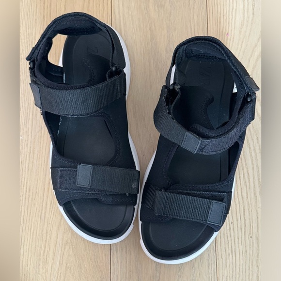 ZARA Men’s Hulk‎ Sport Sandals Black size 45 / US 12 Dual Strap main image 4